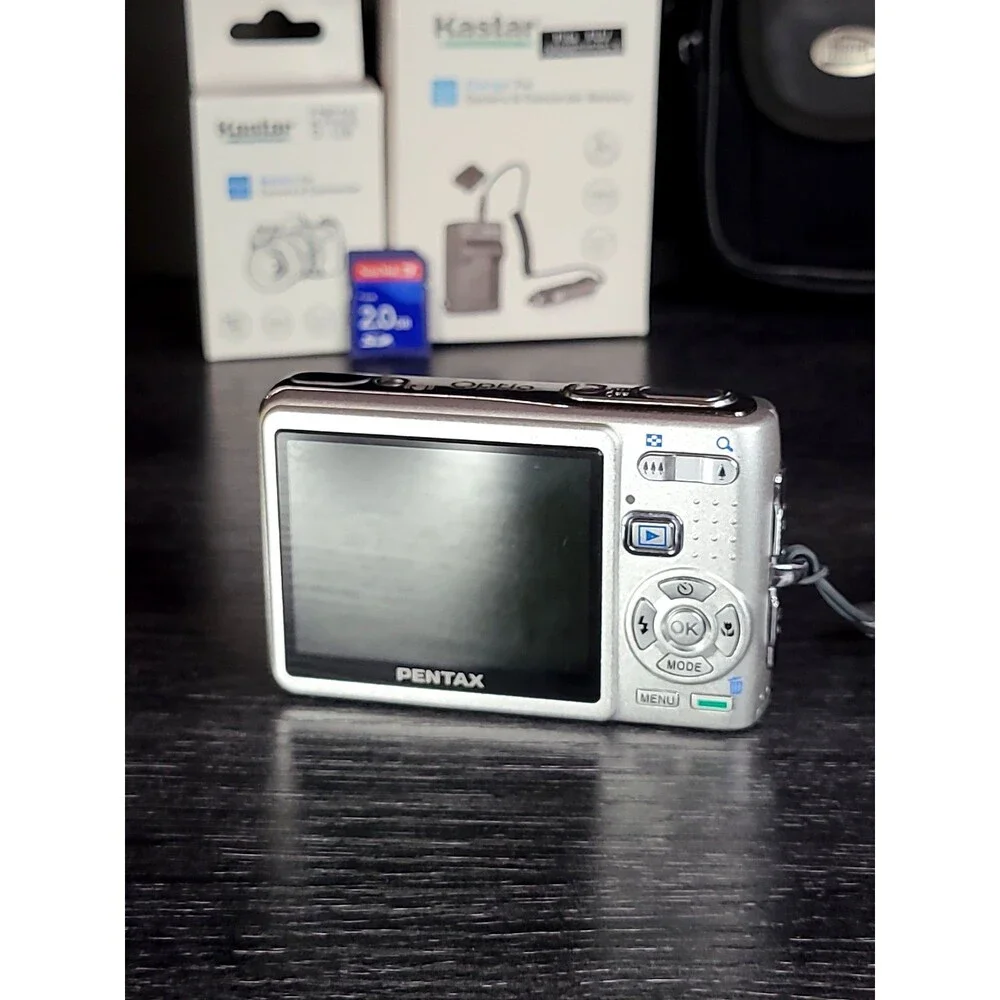 PENTAX Optio A10 8.0MP Compact Digital Camera 2GB Bundle - Refurbished VG
